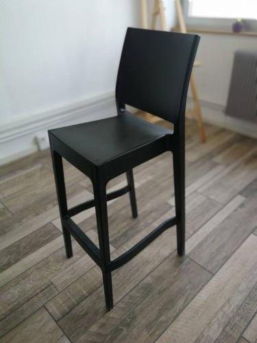 Tabouret design noir